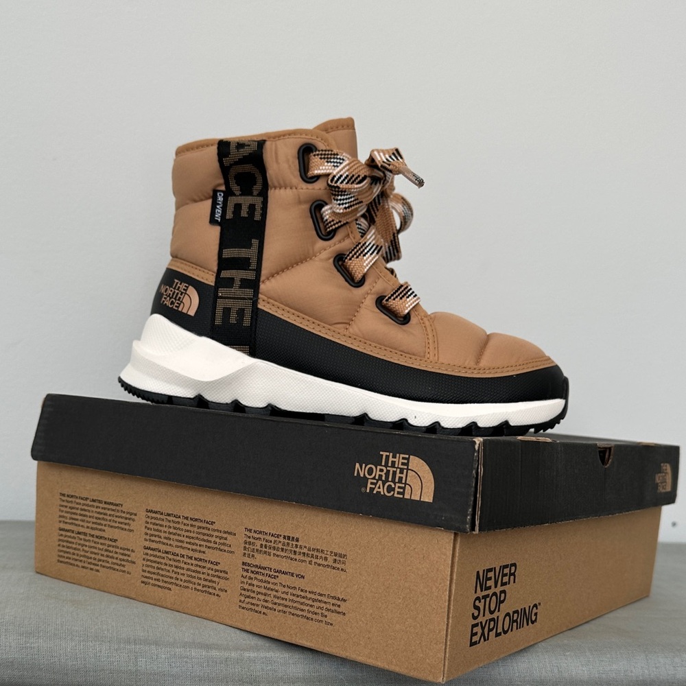 The North Face Brown and Black Insulated Lace-Up Boot